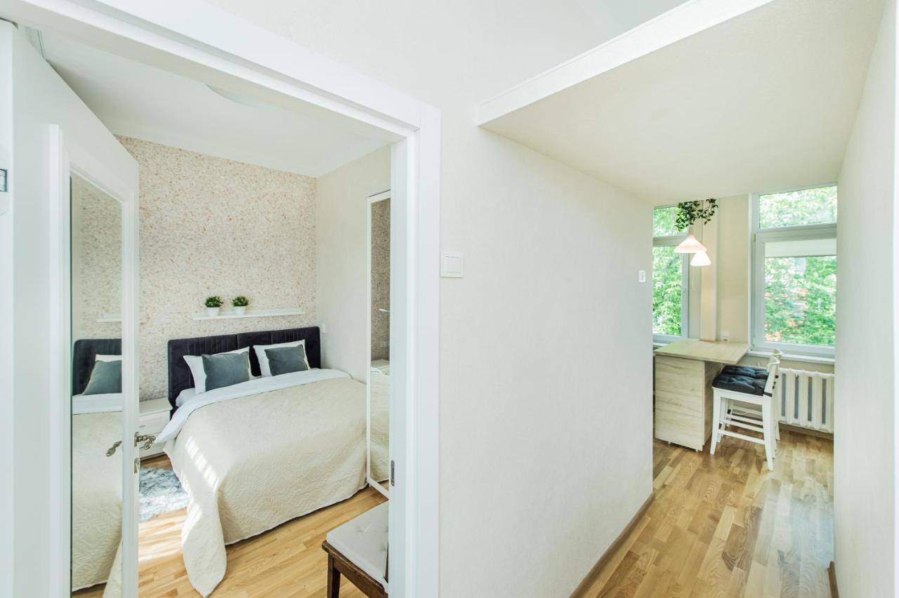 Lovely 1-Bedroom Apartment In Kaunas Old Town ภายนอก รูปภาพ