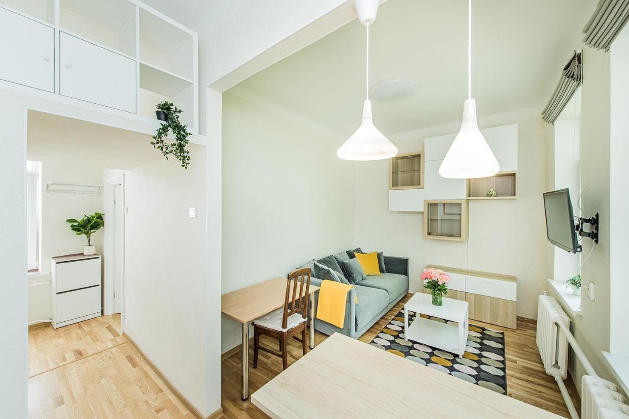 Lovely 1-Bedroom Apartment In Kaunas Old Town ภายนอก รูปภาพ